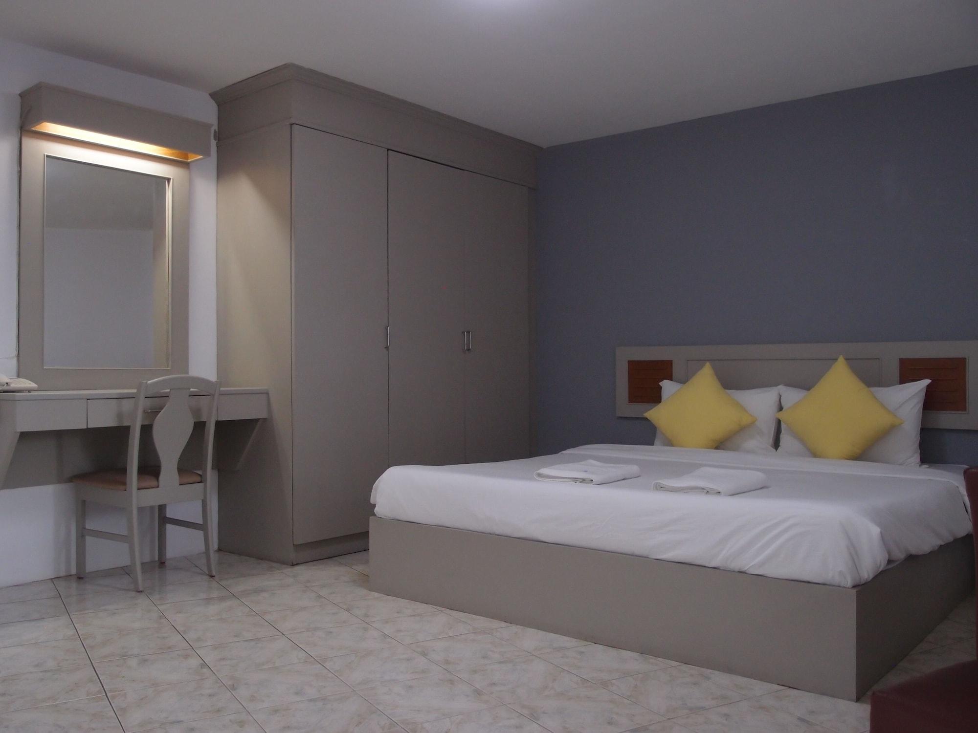 Blue Garden Resort Pattaya Pantai Jomtien Bagian luar foto