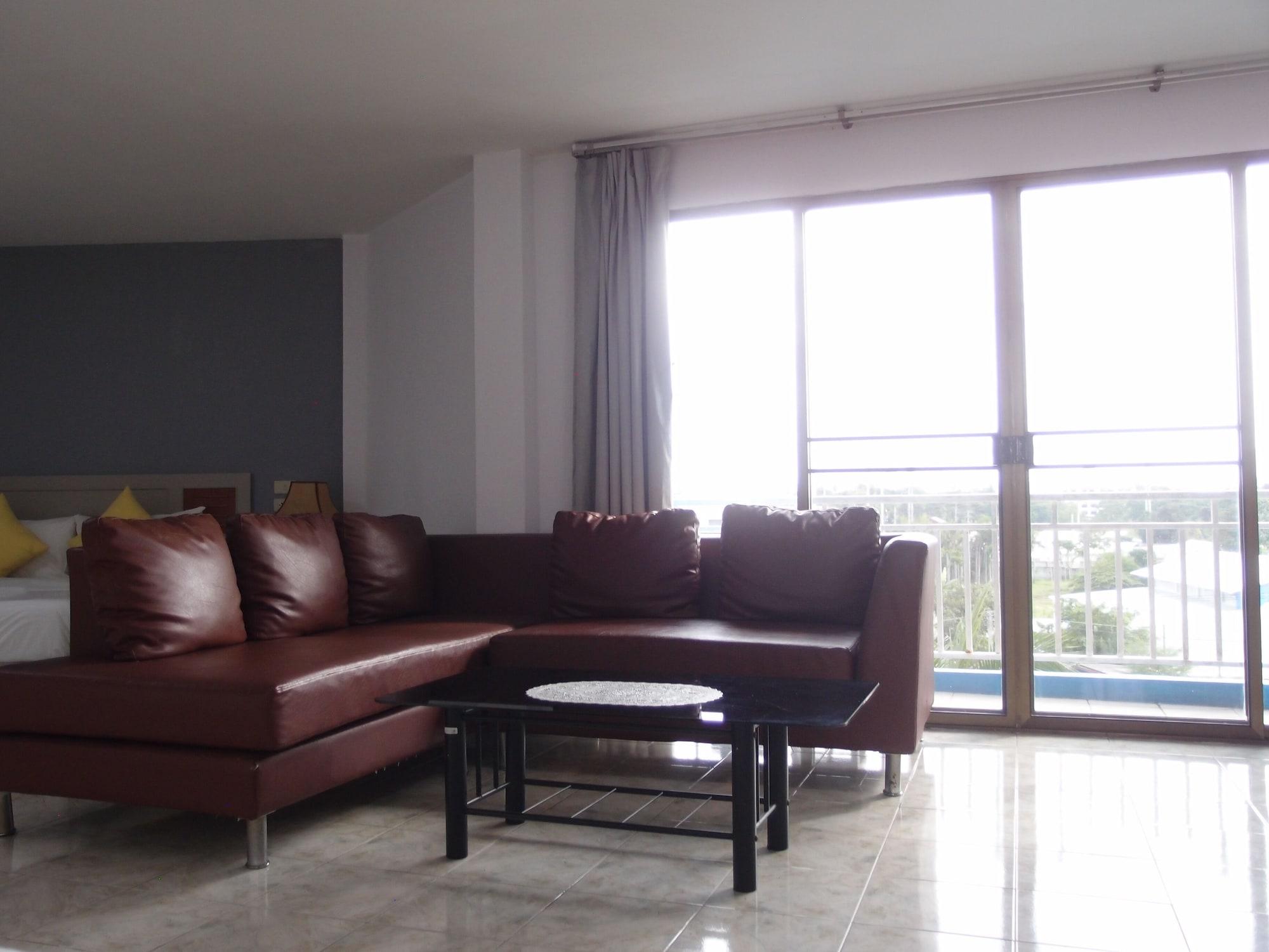 Blue Garden Resort Pattaya Pantai Jomtien Bagian luar foto