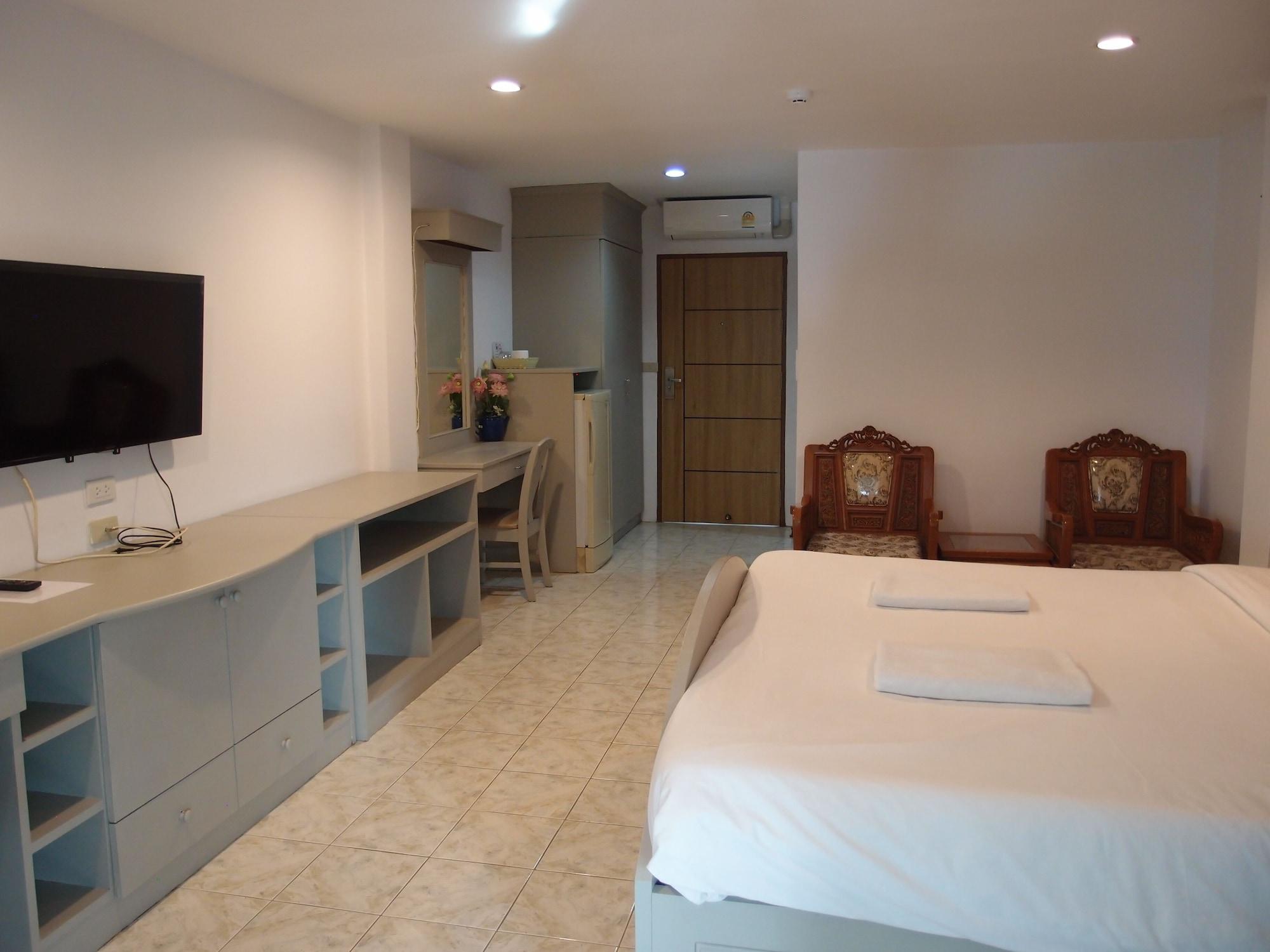 Blue Garden Resort Pattaya Pantai Jomtien Bagian luar foto