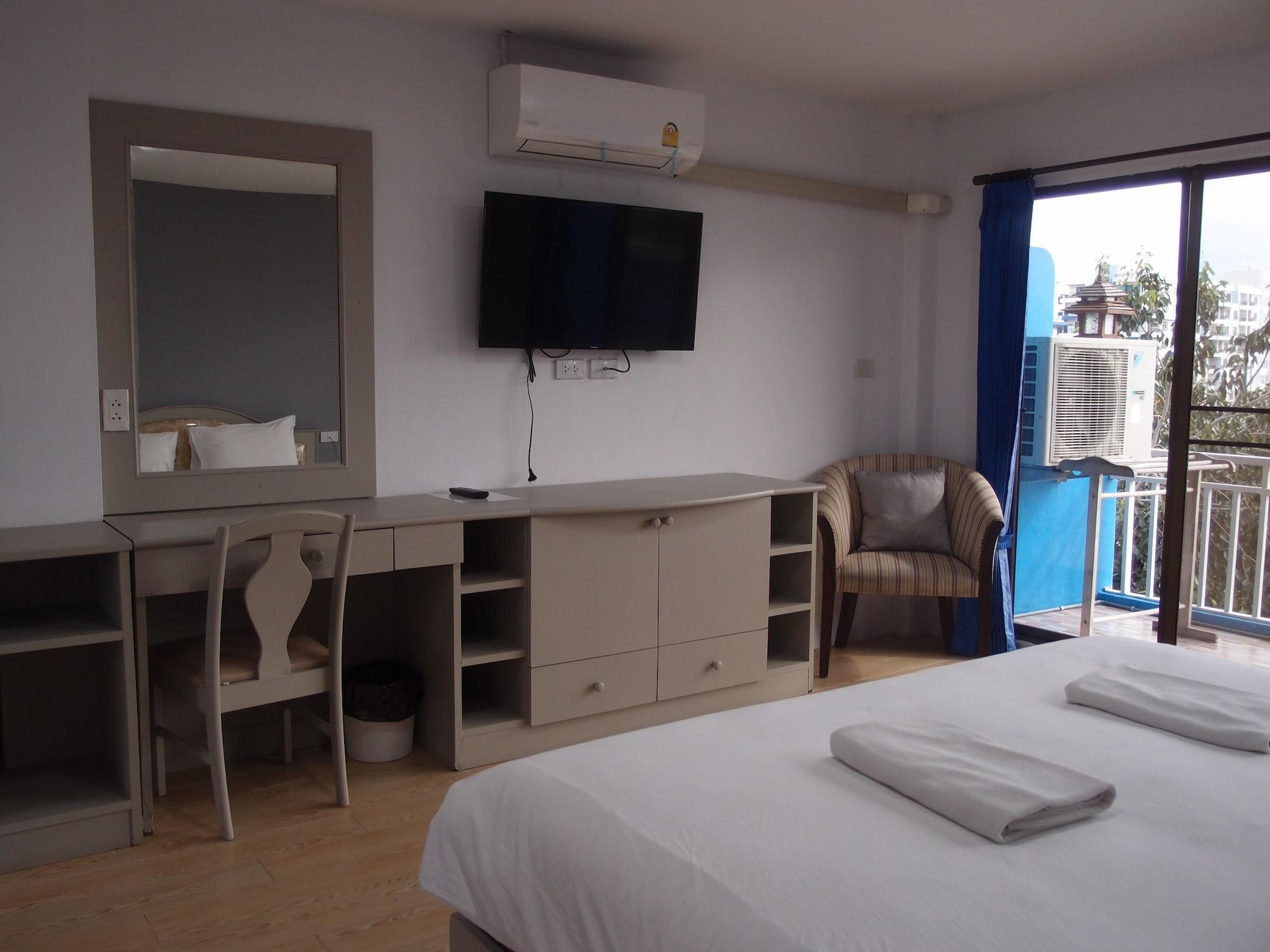 Blue Garden Resort Pattaya Pantai Jomtien Bagian luar foto