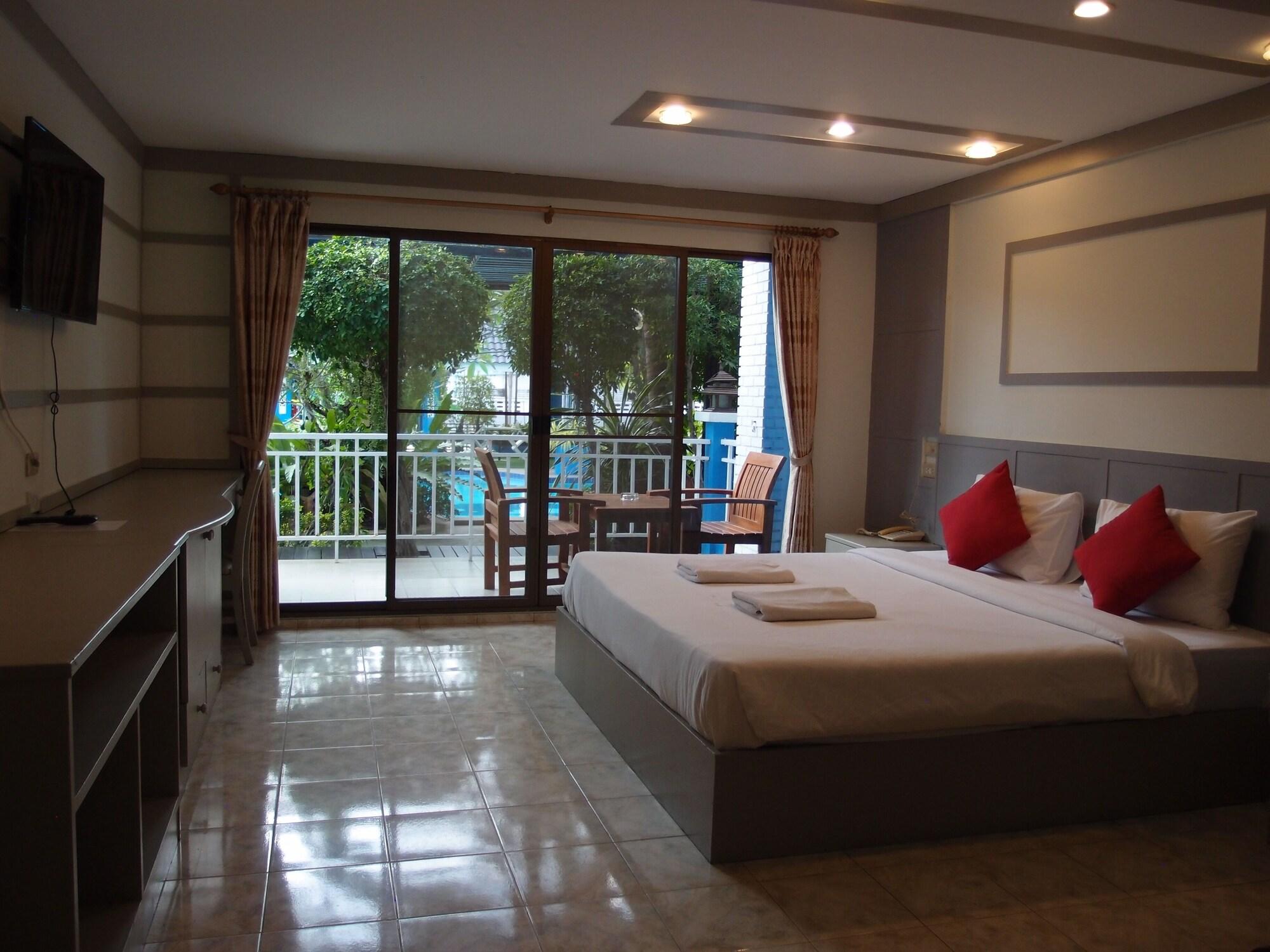 Blue Garden Resort Pattaya Pantai Jomtien Bagian luar foto