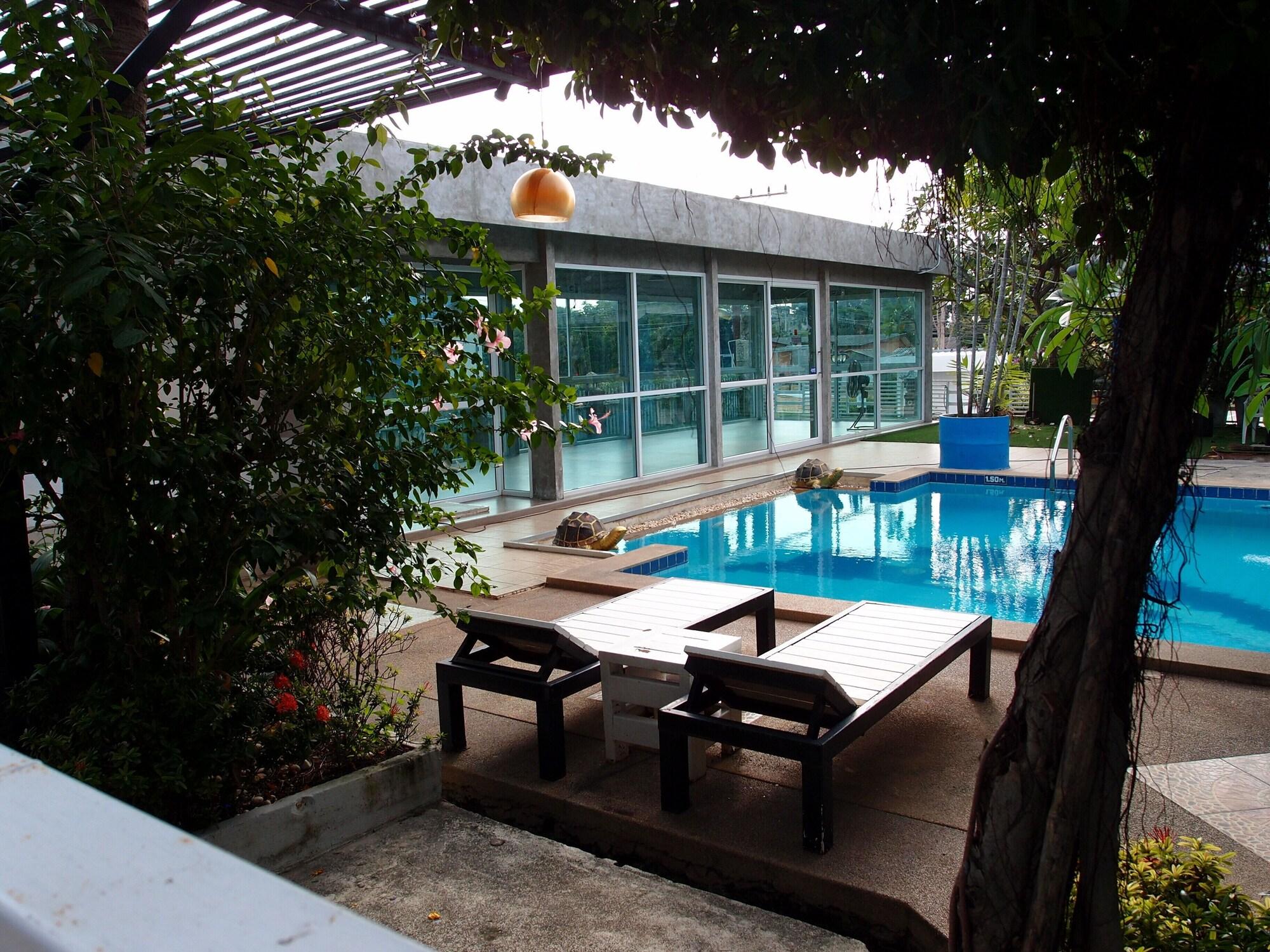 Blue Garden Resort Pattaya Pantai Jomtien Bagian luar foto
