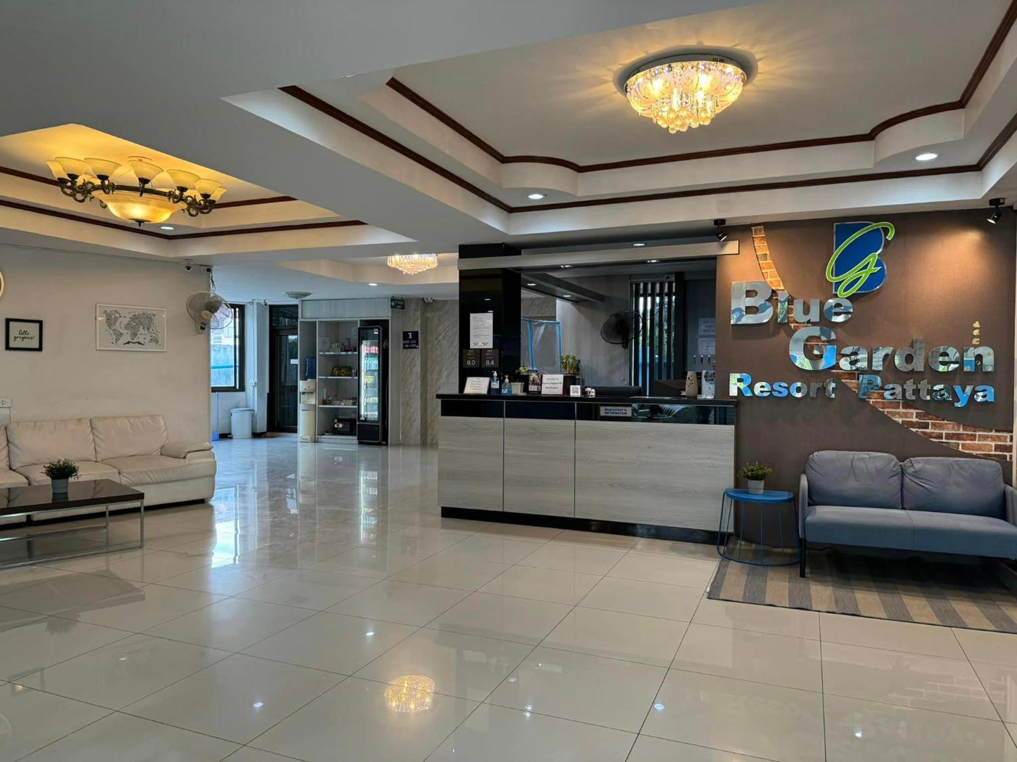 Blue Garden Resort Pattaya Pantai Jomtien Bagian luar foto