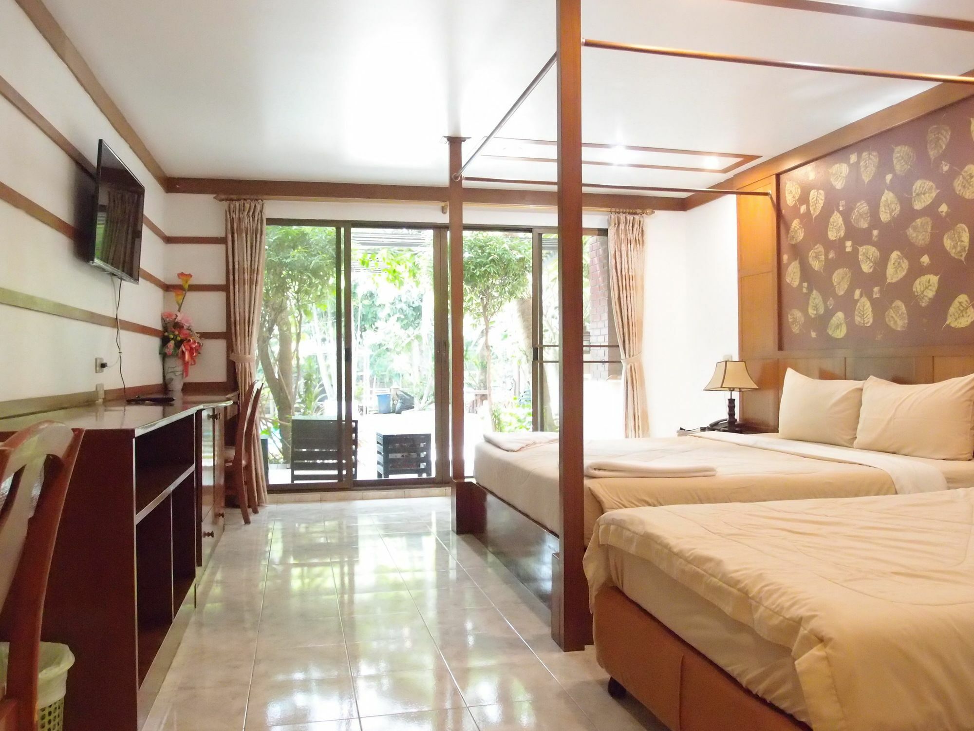 Blue Garden Resort Pattaya Pantai Jomtien Bagian luar foto