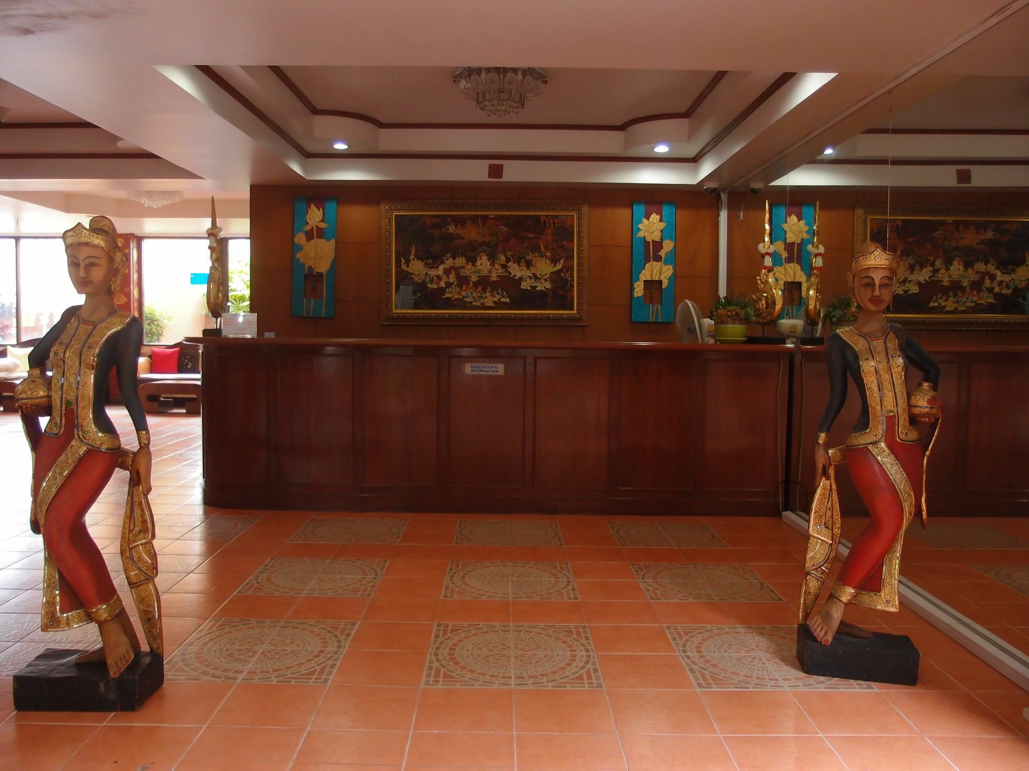 Blue Garden Resort Pattaya Pantai Jomtien Bagian luar foto