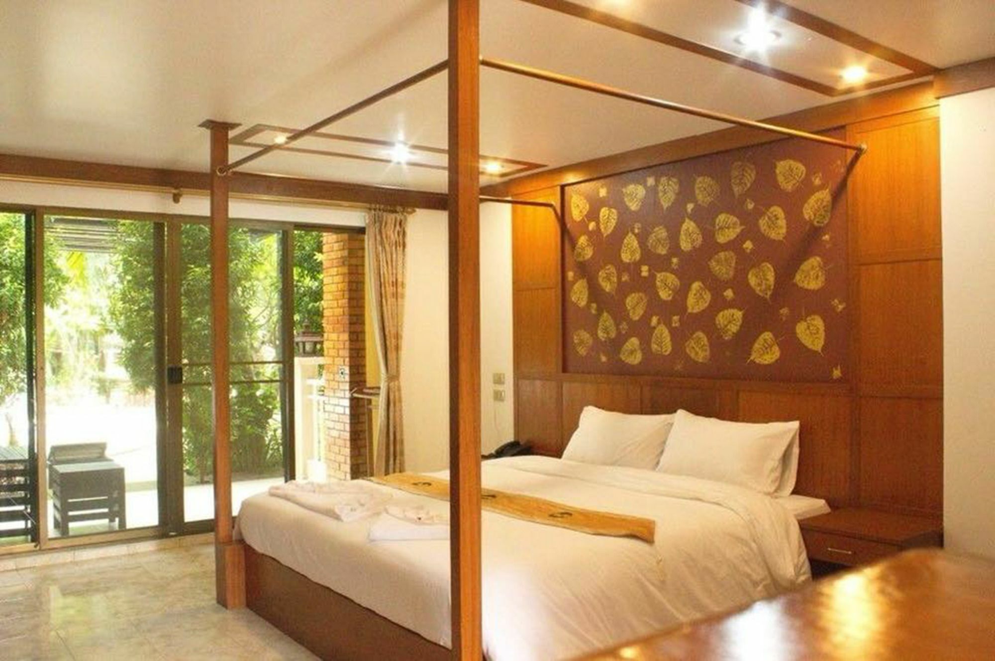 Blue Garden Resort Pattaya Pantai Jomtien Bagian luar foto
